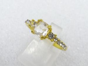 クリスタル　指輪(18.5号)